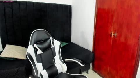       online show from 12/20/25, 12:40