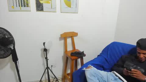 Snapshot of anthoy_wayans chatting on 06/29/26, 12:28 online show from 06/29/26, 12:28