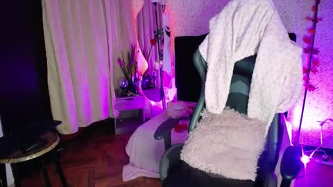 Snapshot of antia_x chatting on 11/05/25, 08:53 antia_x online show from 11/05/25, 08:53