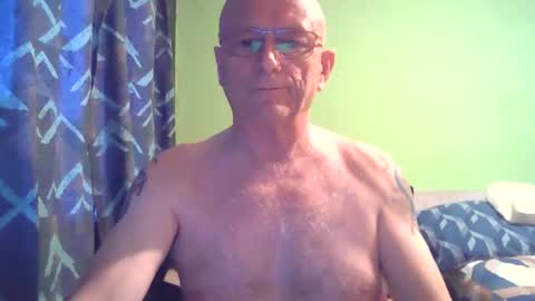 antmatt2025 online show from 10/31/25, 04:52