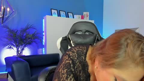 Snapshot of anto_thompson chatting on 06/05/26, 08:03 Antonella online show from 06/05/26, 08:03