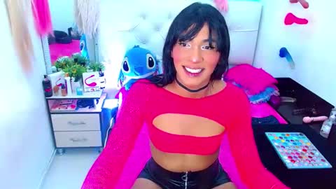 antonela_xx3 online show from 01/16/25, 09:19