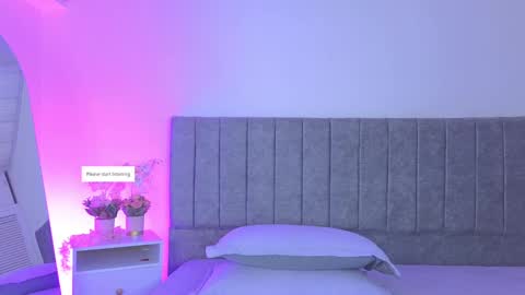 Snapshot of antonella01_cf chatting on 09/30/25, 09:42 antonella online show from 09/30/25, 09:42