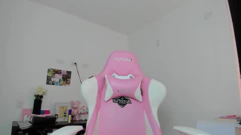 Antonella online show from 03/25/26, 07:42