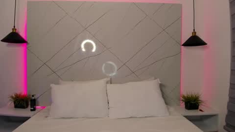 Antonella online show from 02/28/25, 12:10