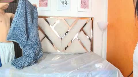 antonella_and_thiago_ online show from 12/20/25, 12:34