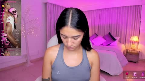  Antonella Grayy  online show from 01/22/25, 11:01