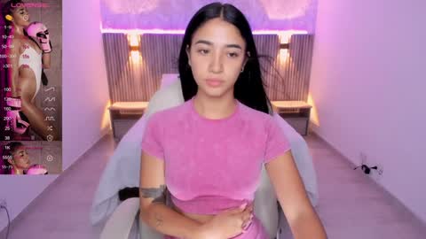  Antonella Grayy  online show from 02/07/25, 11:01