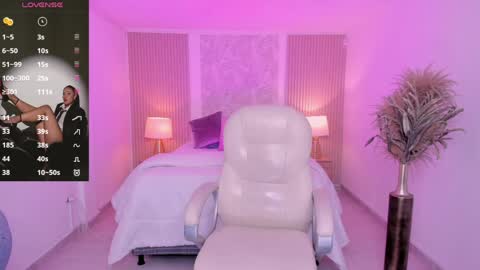  Antonella Grayy  online show from 04/10/26, 11:04