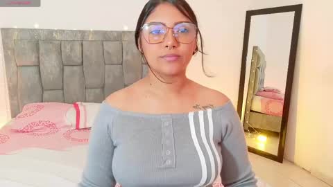 Antonella online show from 05/27/26, 10:51