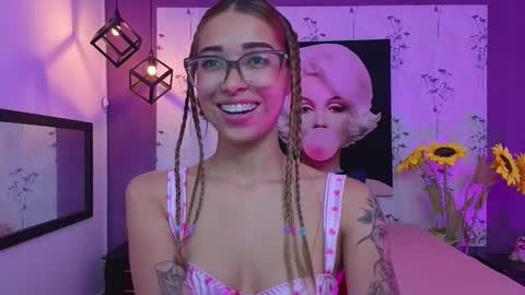 Antonella online show from 03/25/26, 12:00