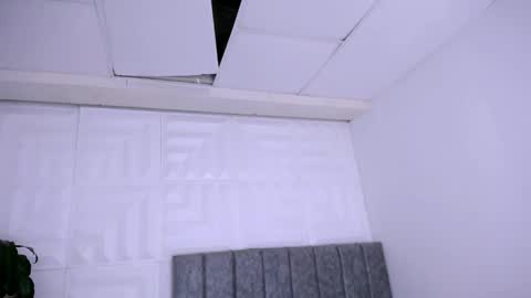 antonella online show from 02/04/25, 10:32