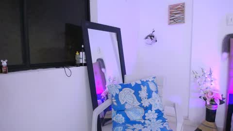 antonella online show from 09/15/25, 05:18