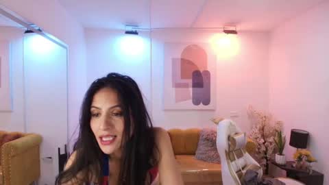 Antonella.  online show from 05/11/26, 04:04