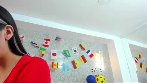Snapshot of antonella_west chatting on 06/18/26, 08:57 Anto online show from 06/18/26, 08:57