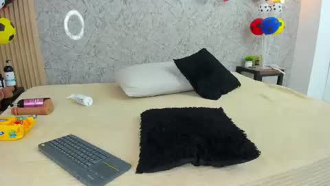 Snapshot of antonella_west chatting on 07/03/26, 09:10 Anto online show from 07/03/26, 09:10