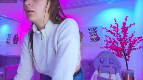 Antonella  online show from 04/26/26, 03:48