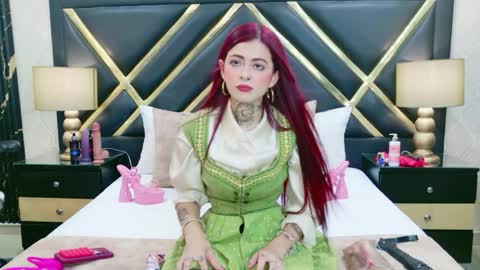 AntonellaEscudero online show from 04/02/26, 07:55