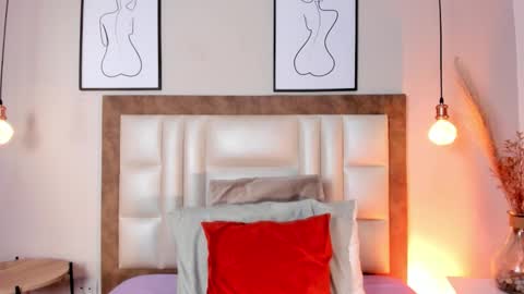 AntonellaHall  online show from 03/27/26, 06:51