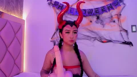 ANTONELLE  online show from 10/21/25, 11:22