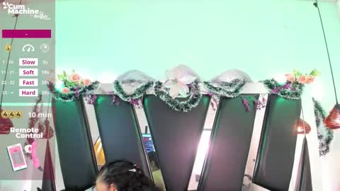 A N T O N E L L E  online show from 12/16/25, 11:15