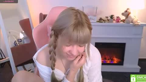 antonia_ferrero online show from 10/09/25, 08:12