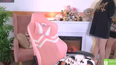 antonia_ferrero online show from 10/13/25, 06:46