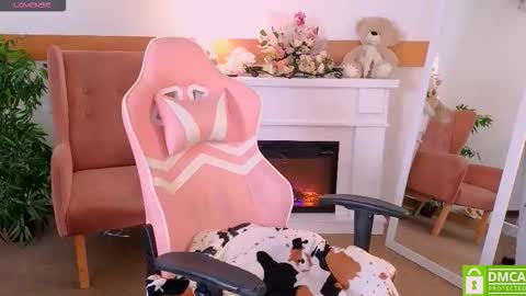 antonia_ferrero online show from 12/15/25, 07:34