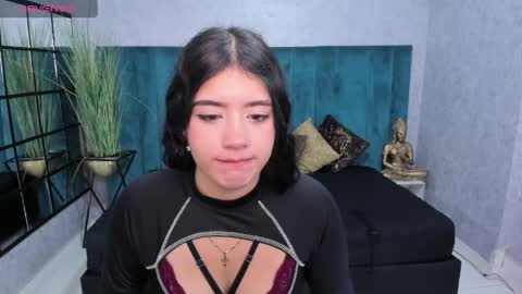 A N T O N I A online show from 04/01/26, 11:11