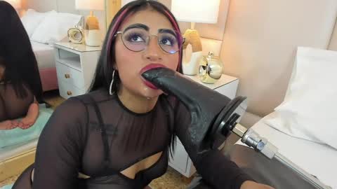 Antonia online show from 02/21/25, 09:00