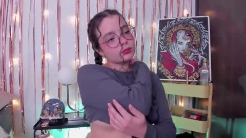 Antonia online show from 12/20/24, 02:19