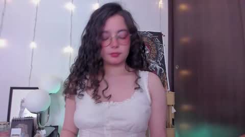 Antonia online show from 10/02/25, 03:13