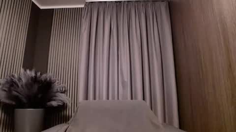 HI My name is Antonio online show from 11/28/25, 08:00