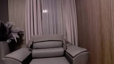 Snapshot of antoniovalentinidiamond chatting on 05/17/26, 06:59 HI My name is Antonio online show from 05/17/26, 06:59
