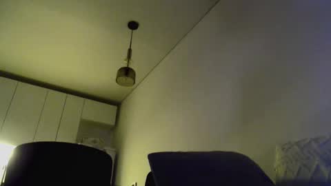 antonni_ online show from 11/28/25, 09:01