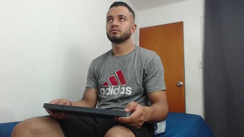 antony_smithh online show from 02/05/25, 02:40