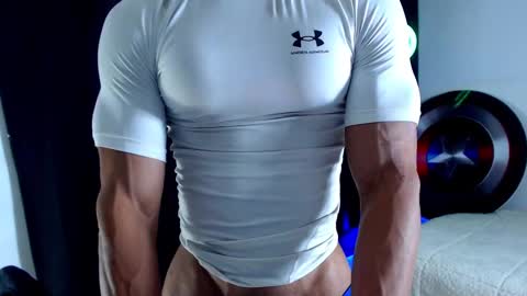 Instagram miguelangel1802  online show from 09/29/25, 06:02