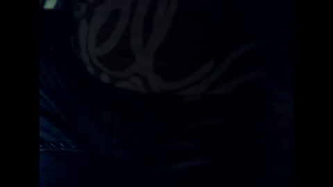 Snapshot of antxon12 chatting on 02/08/25, 01:11 antxon12 online show from 02/08/25, 01:11