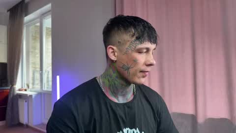 Tom online show from 04/12/26, 05:23