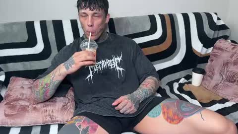 Tom online show from 07/02/26, 07:25