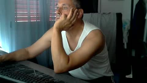 anukfartboy online show from 06/28/26, 06:03