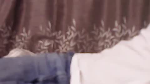 anupam373 online show from 11/25/25, 06:08