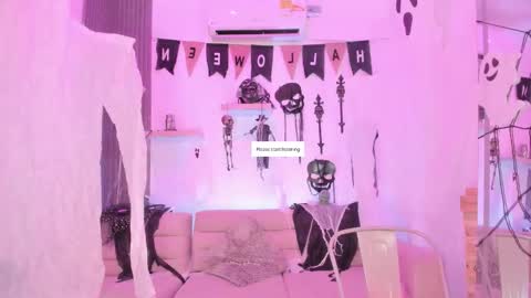 Ana online show from 11/01/25, 07:49