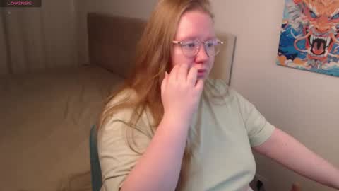 Snapshot of anya_muna chatting on 12/17/24, 08:43 Anya Muna online show from 12/17/24, 08:43