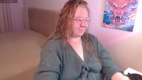 Anya Muna online show from 12/21/25, 07:10