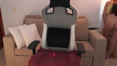 anya online show from 03/26/26, 08:03