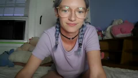 Snapshot of anyalatelyy chatting on 07/08/26, 12:26 anyalatelyy online show from 07/08/26, 12:26