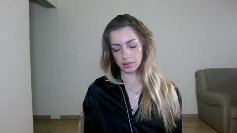 Anya online show from 04/16/26, 07:14