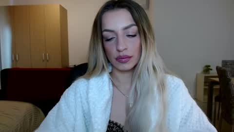 Anya online show from 05/13/26, 03:31