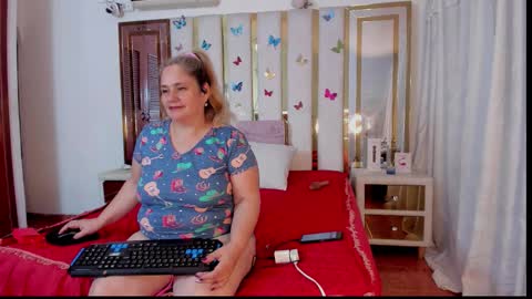 Anyela  online show from 02/03/26, 03:04